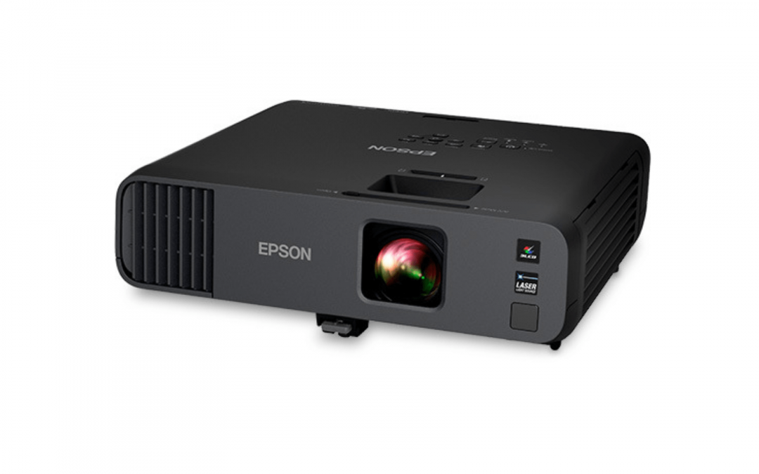 Test Epson Pro EX10000 : Meilleur projecteur sans fil ?